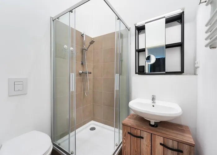 Lägenhet The Mierendorf Ii, Comfortable Group & Family Apartment, 1br, 1 Living Room, Ideal For 2 - 4 Guests *