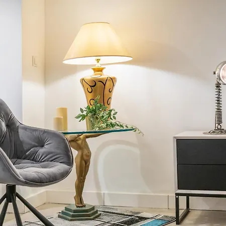 Apartment The Mierendorf Vh Rechts, 2 Up To 4 People Berlin